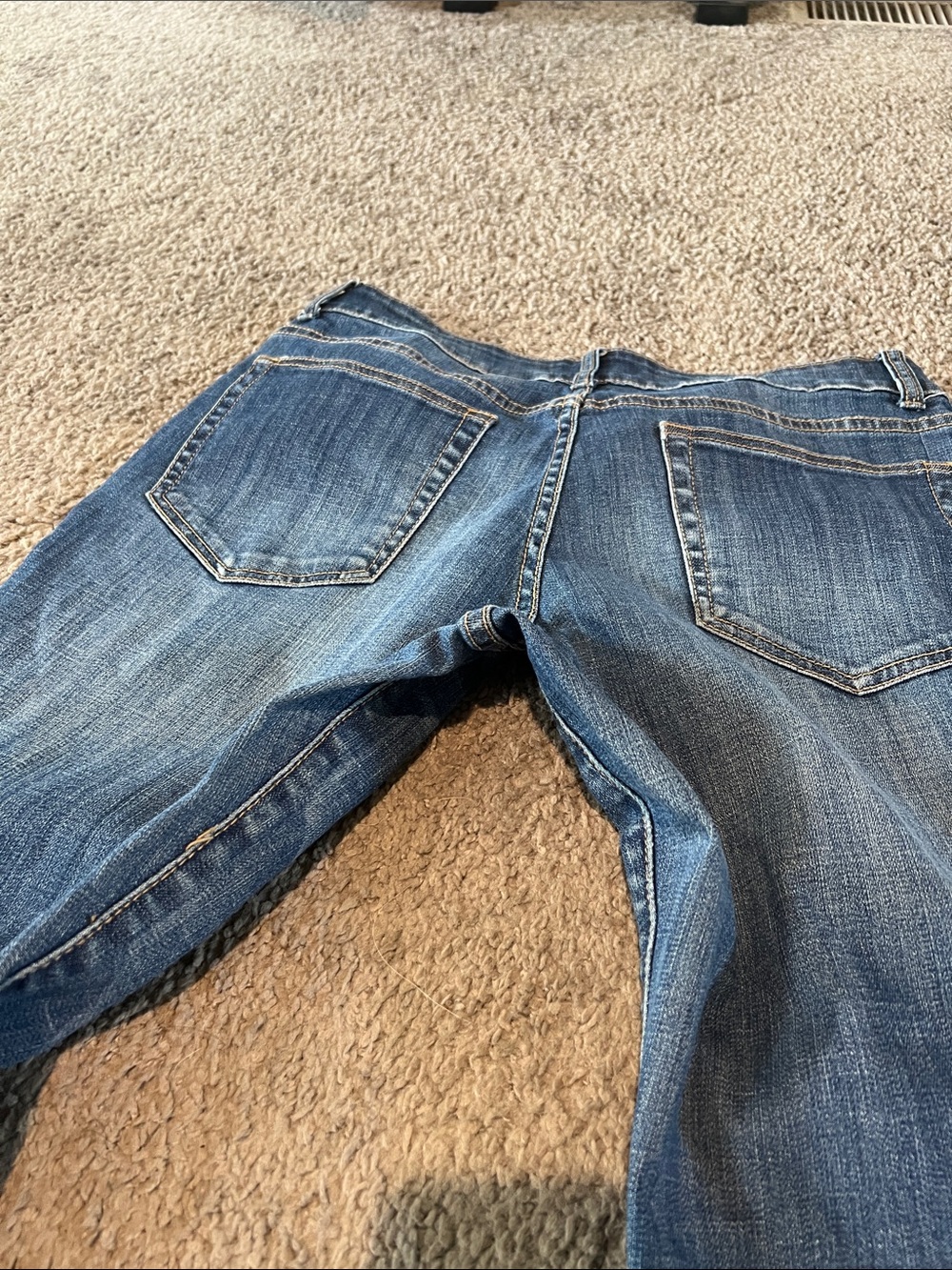 Stetson Women's Flared Jeans in Distressed Blue Wash - Picture 7 of 7